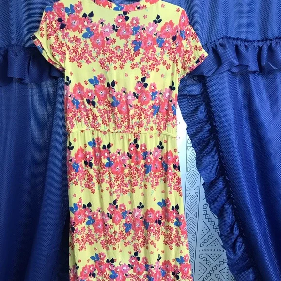 Girls Dress - Picture 2 of 2